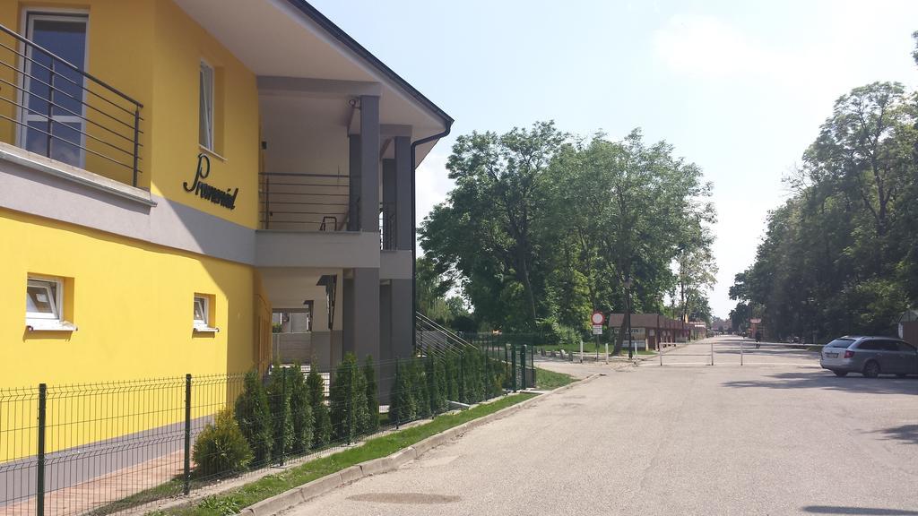 Promenad Apartmany Velky Meder Exterior photo