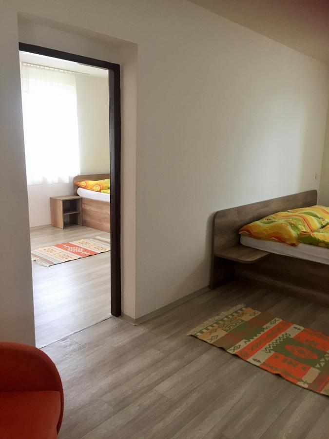 Promenad Apartmany Velky Meder Exterior photo